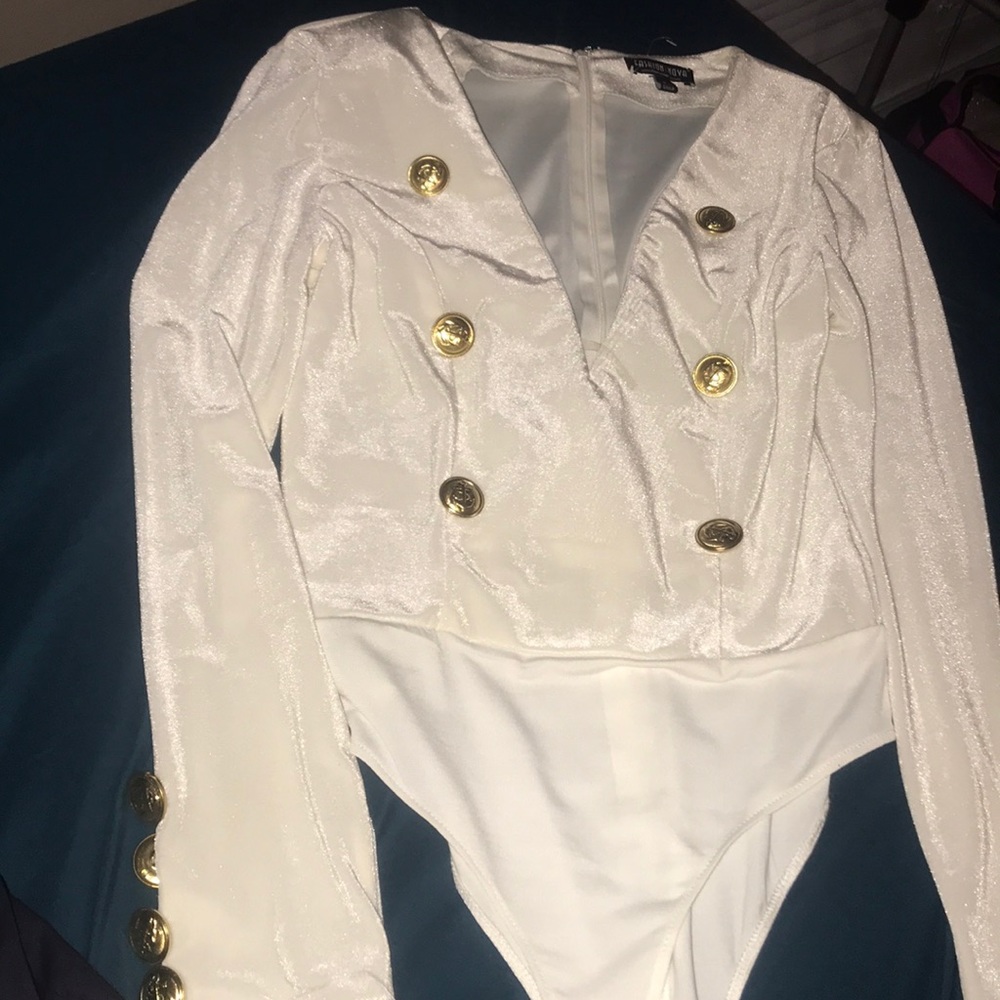 Fashion nova white bodysuit